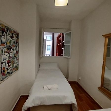 Apartamento Centrico Y Bonito Cerca De La Playa Alicante Exterior foto